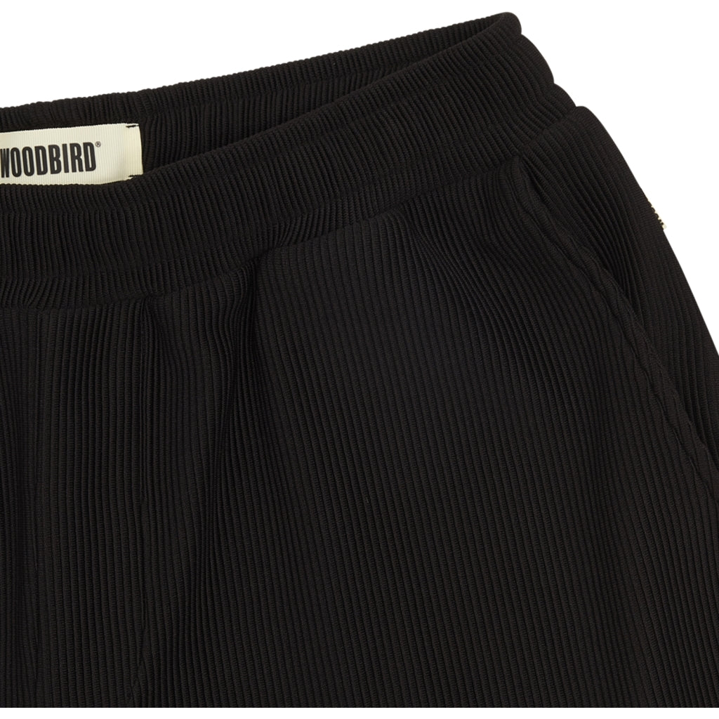 Woodbird Ben Plisse Shorts Black - Mojo Independent Store