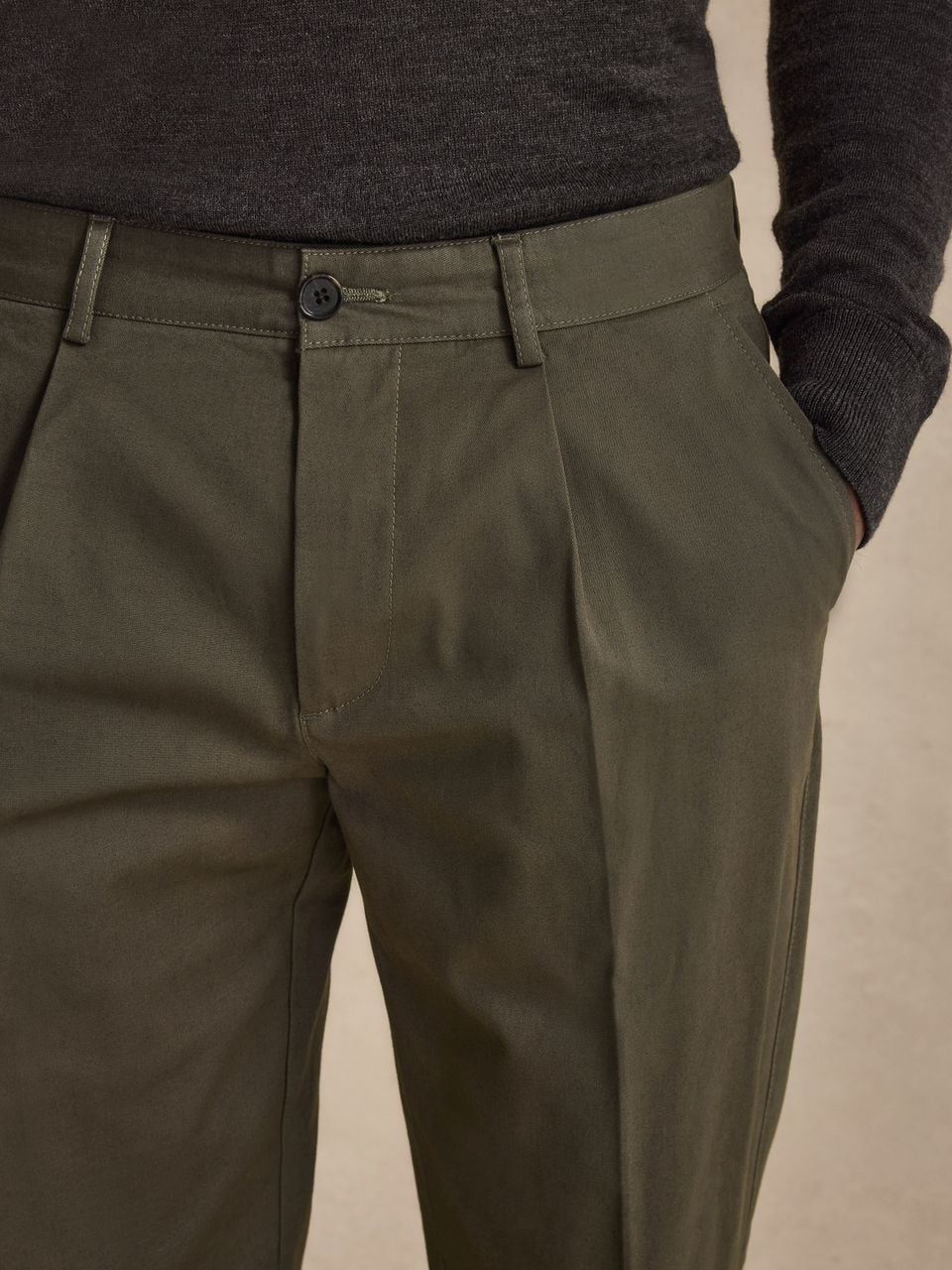 John Henric Ari Relaxed Fit Cotton Solid Pleated Trousers Green