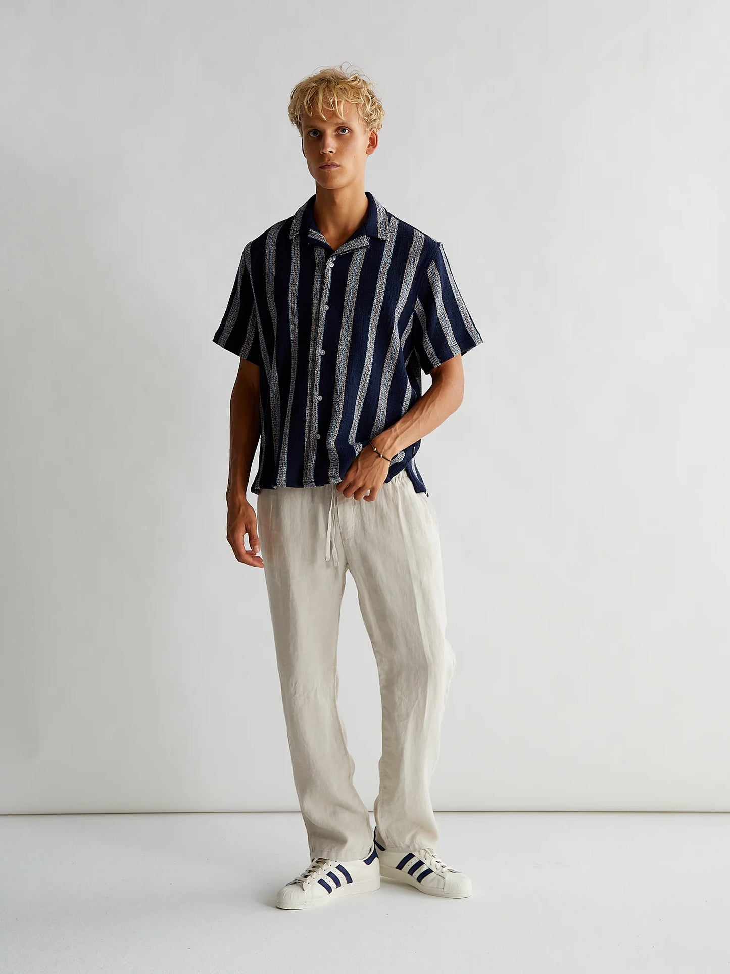 Woodbird Eik Linen Pant Sand - Mojo Independent Store