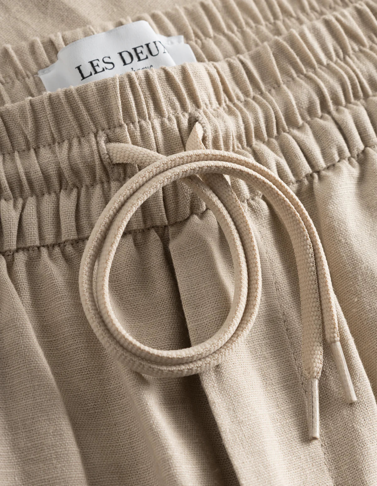 Les Deux Otto Linen Shorts Light Desert Sand - Mojo Independent Store