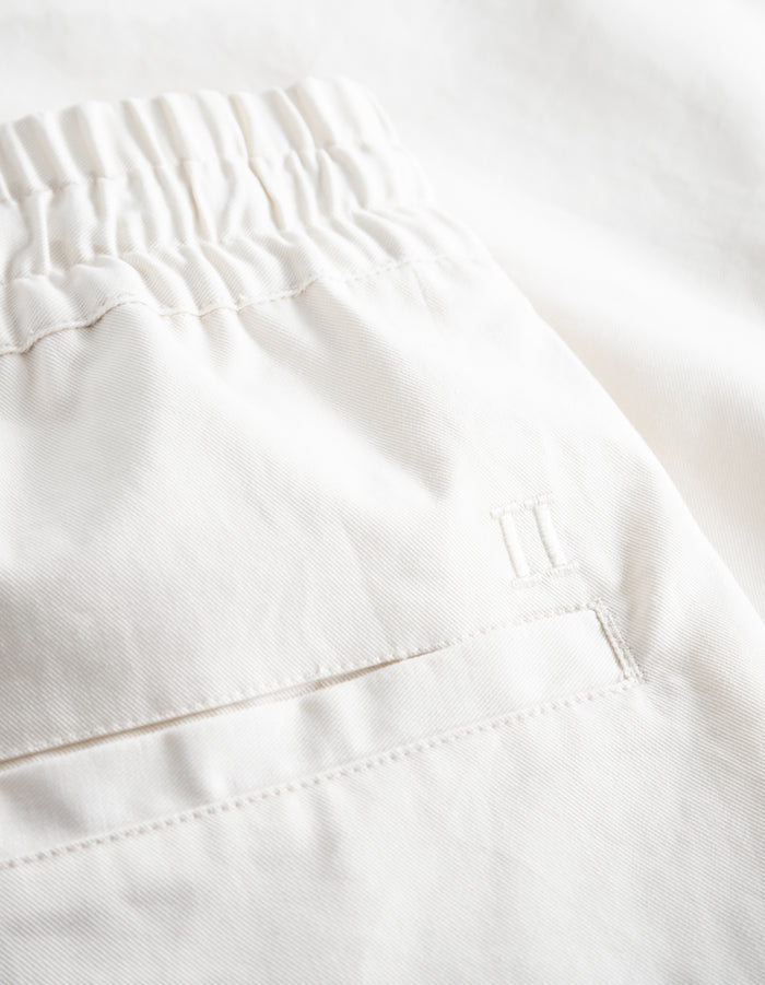 Les Deux Otto Twill Shorts Ivory