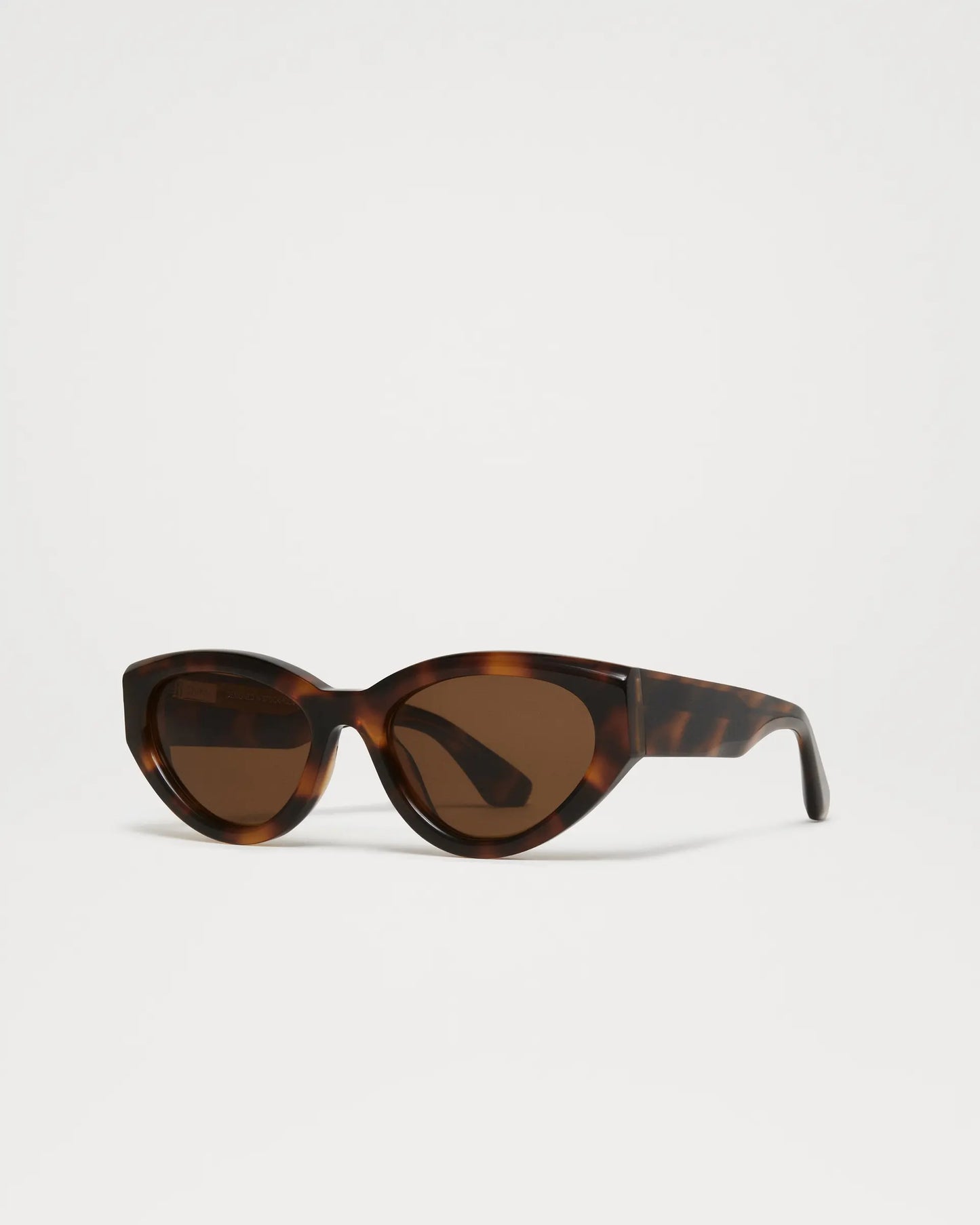 CHIMI 06 Core Tortoise Brown