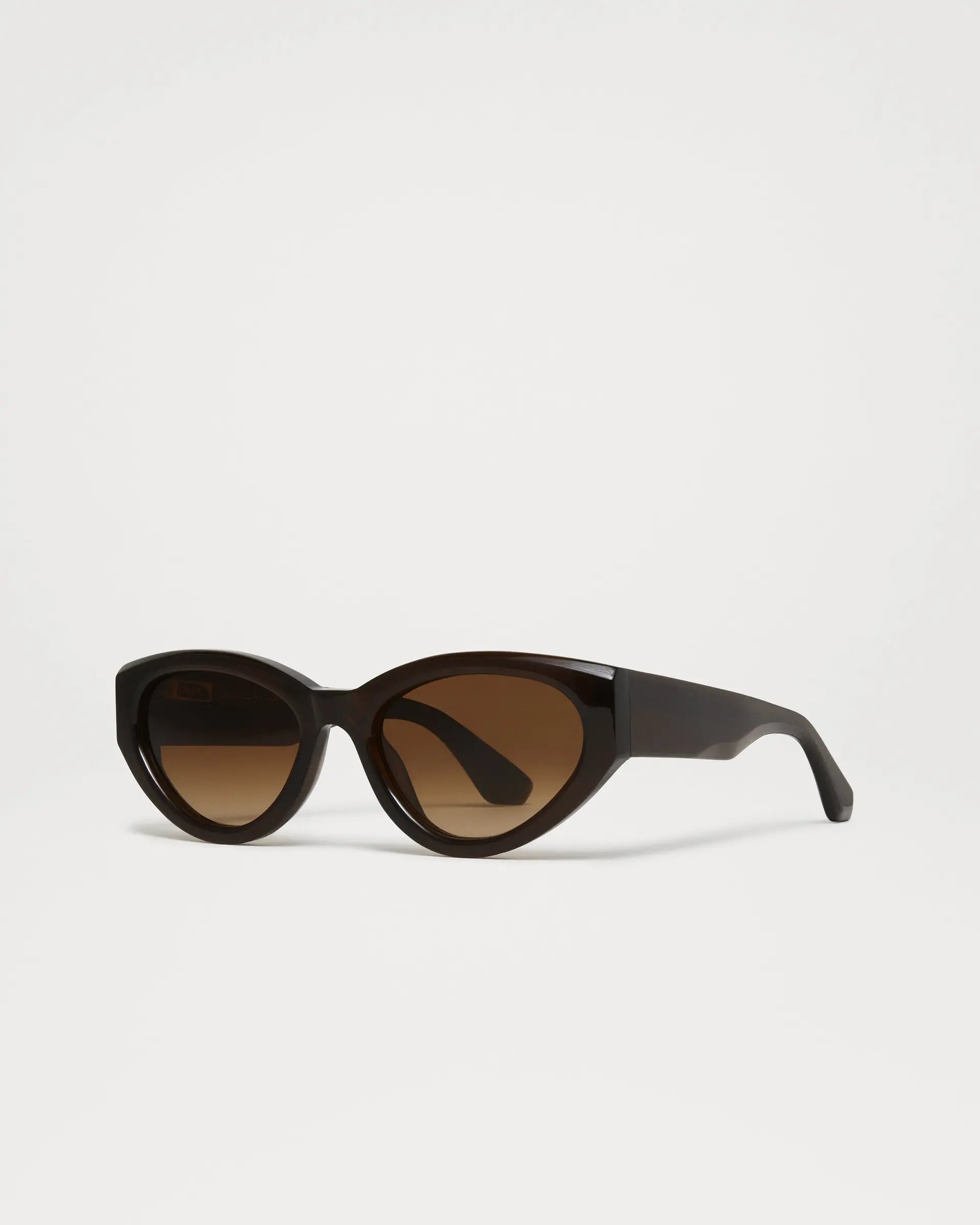 CHIMI 06 Core Brown - Mojo Independent Store