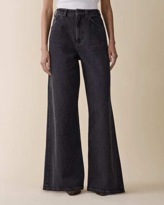 Jeanerica Alfama Black Vintage 62