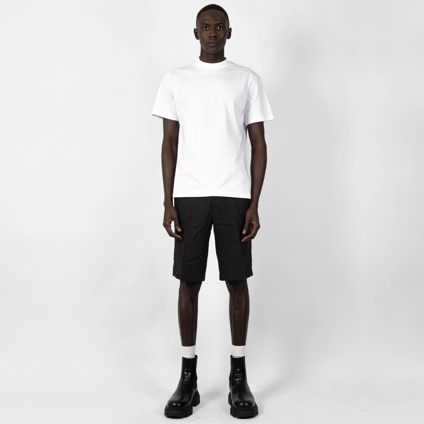 Ljung Shorts Linen Black