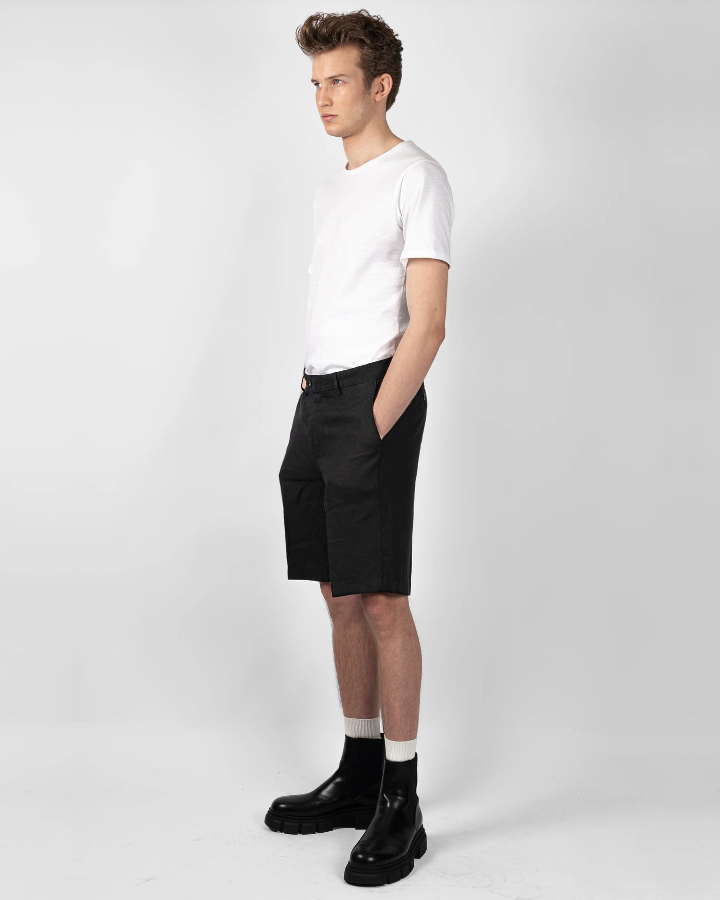 Ljung Shorts Linen Black