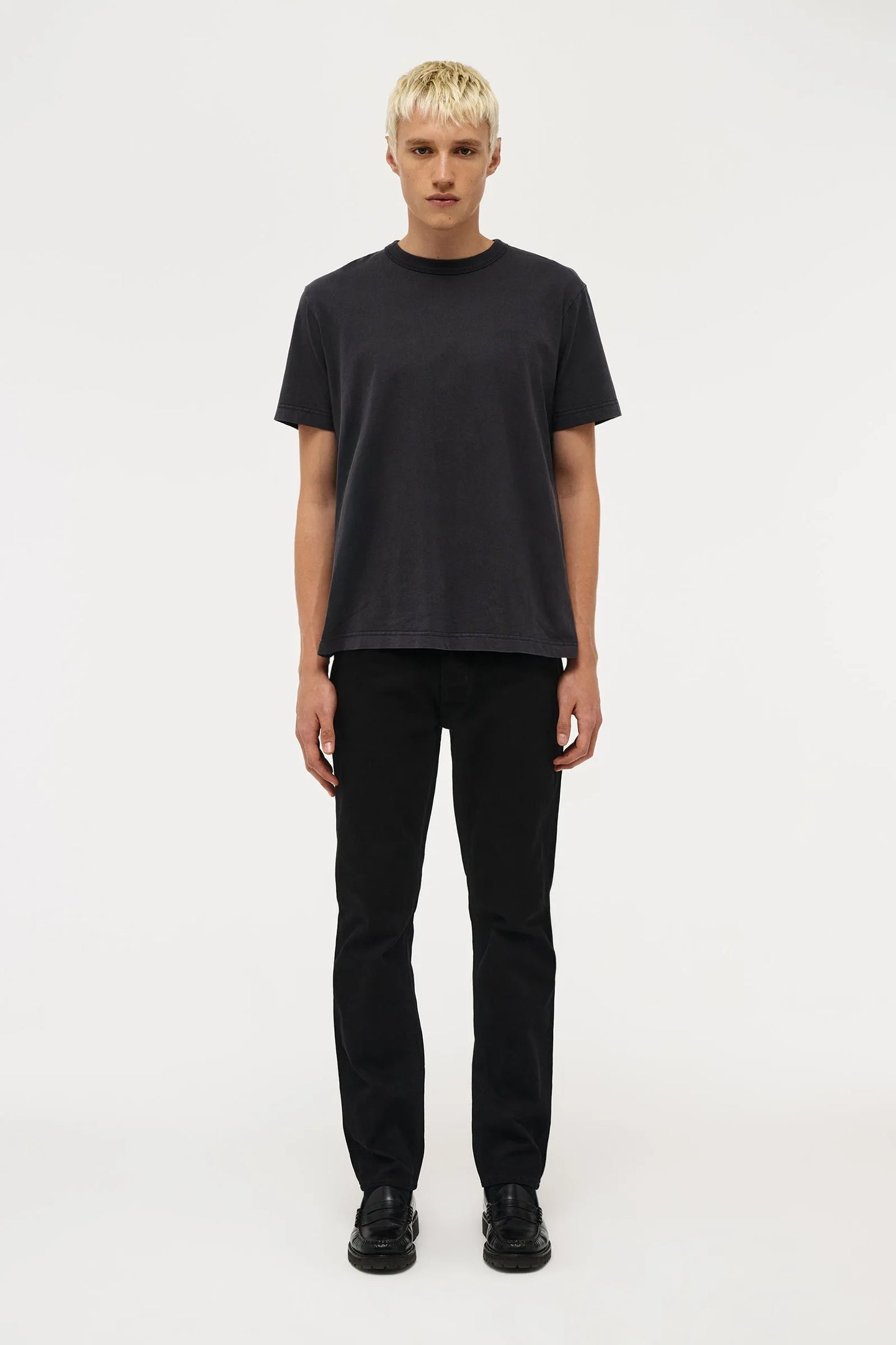 Neuw Wordmark Tee Washed Black - Mojo Independent Store