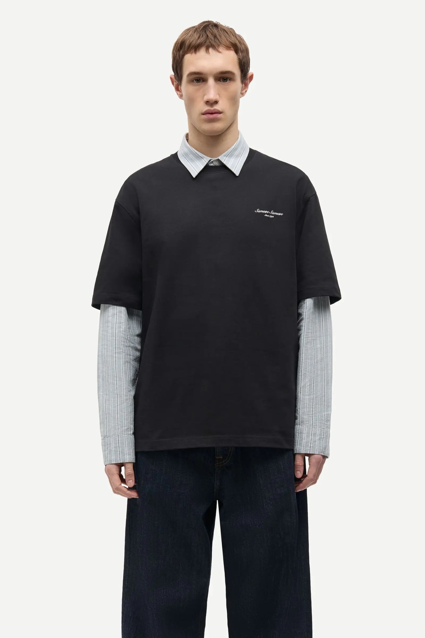 Sauni T-shirt Black Building