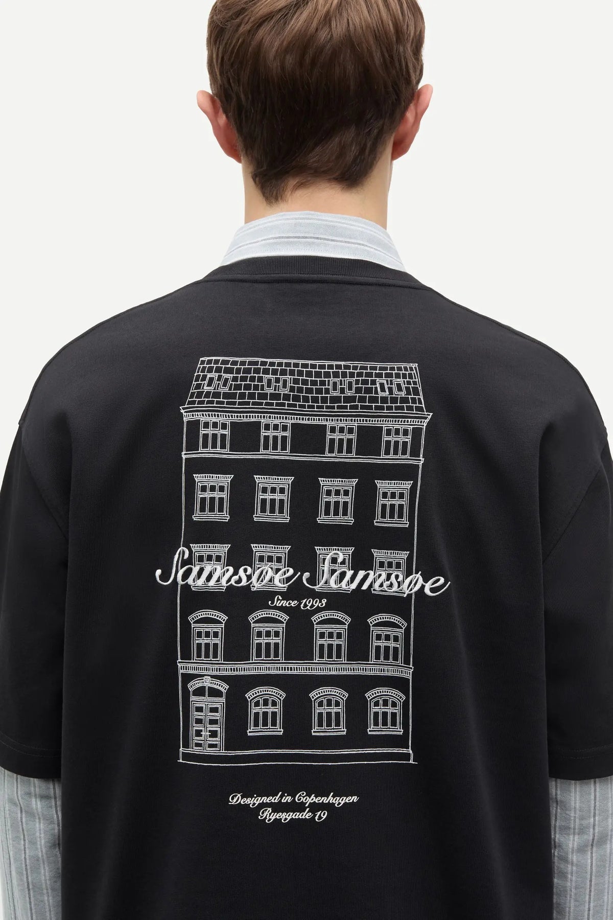 Sauni T-shirt Black Building
