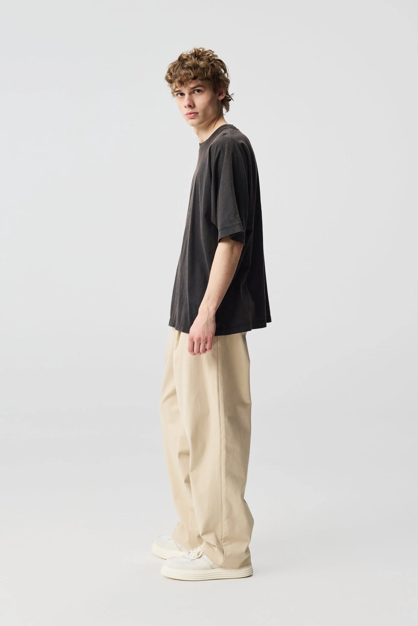 Adnym Atelier Zana Tee Faded Black