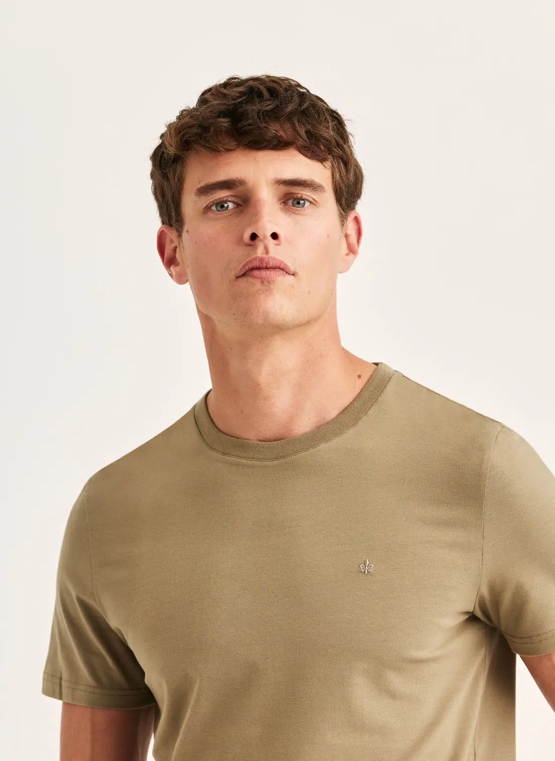 Morris James Tee Olive - Mojo Independent Store
