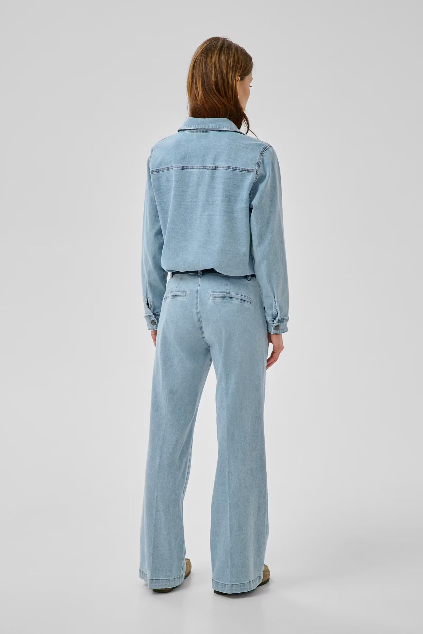 My Essential Wardrobe The Lara 115 Pant Light Blue Wash - Mojo Independent Store
