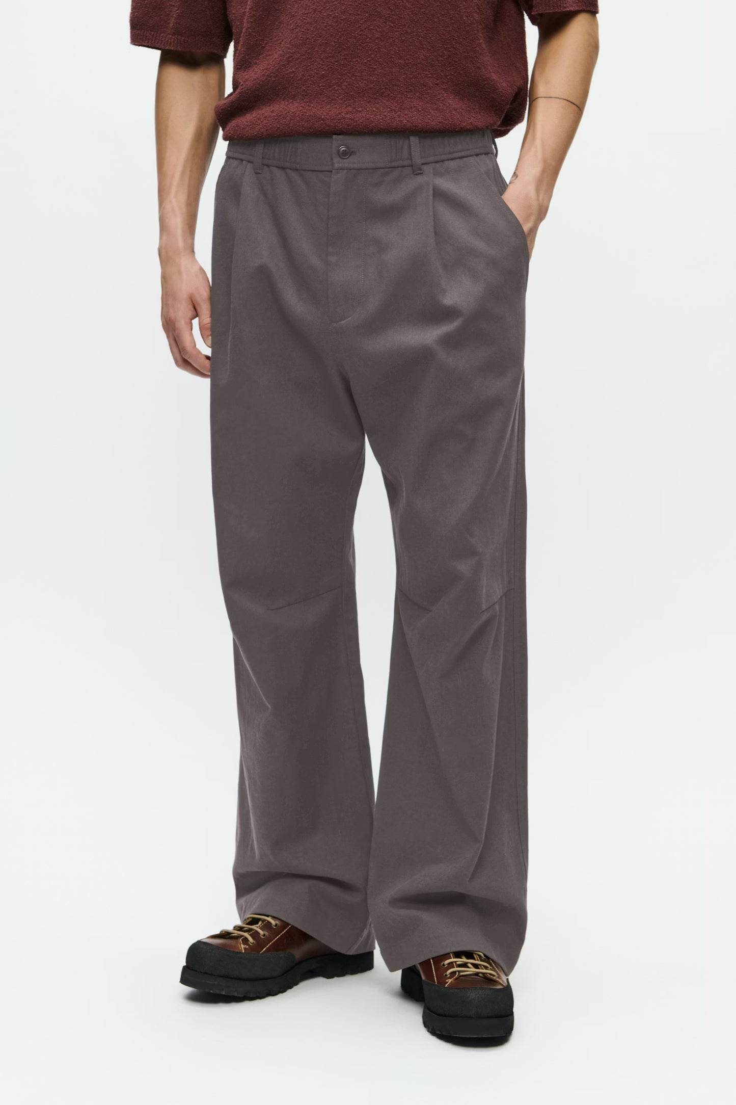 Wood Wood Ethan Trousers Black Sand - Mojo Independent Store