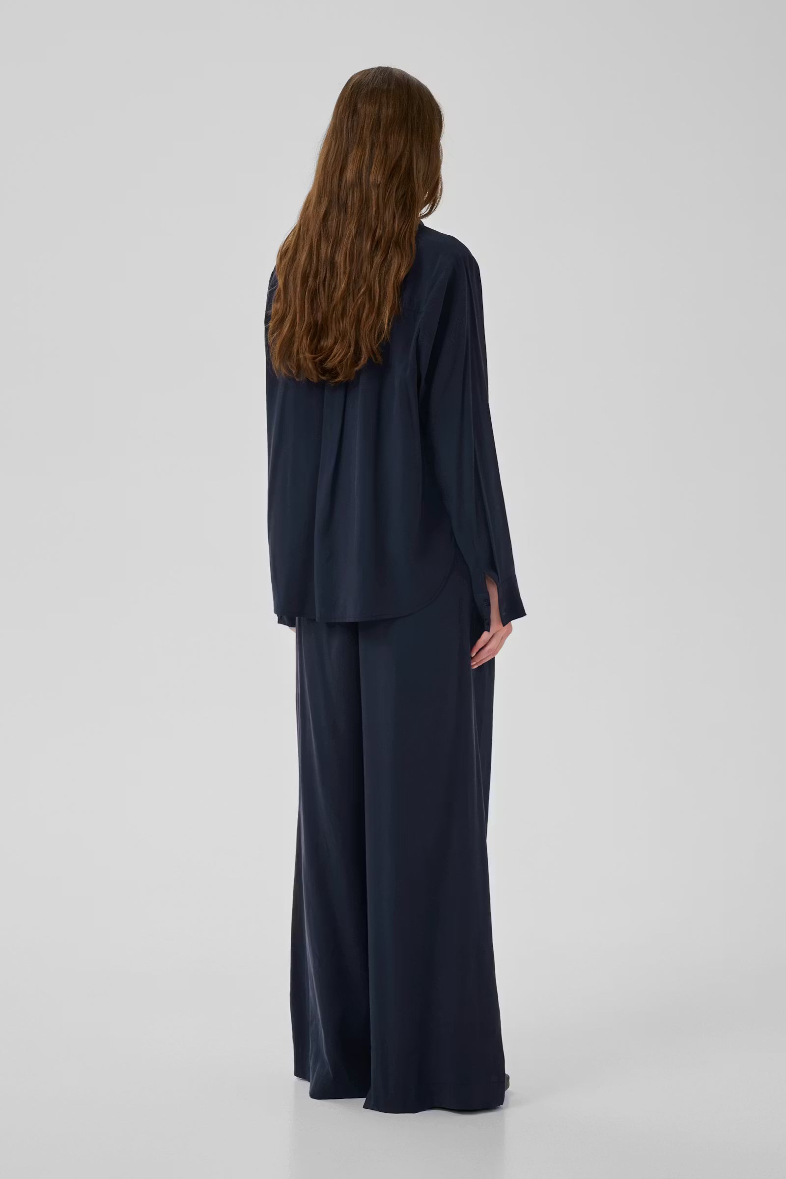 My Essential Wardrobe Mindy Shirt Dark Sapphire - Mojo Independent Store