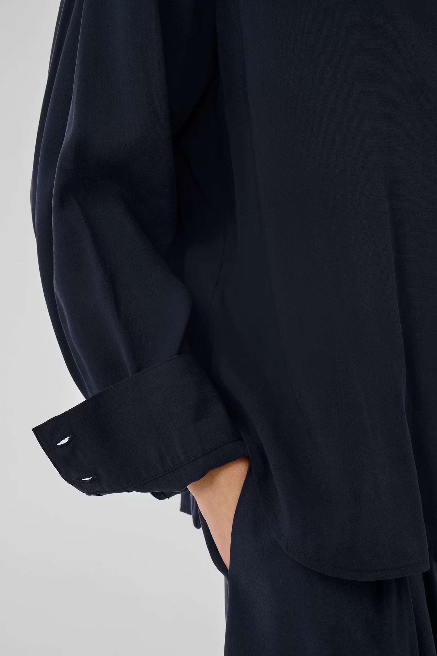 My Essential Wardrobe Mindy Shirt Dark Sapphire - Mojo Independent Store