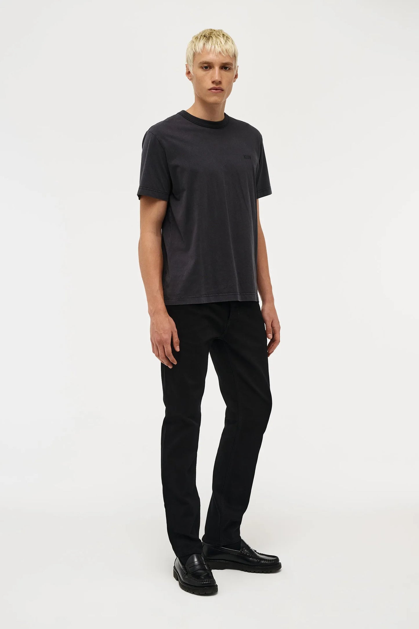 Neuw Wordmark Tee Washed Black - Mojo Independent Store