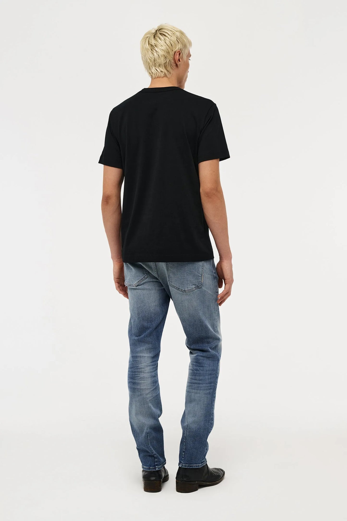 Neuw Wordmark Tee Black - Mojo Independent Store