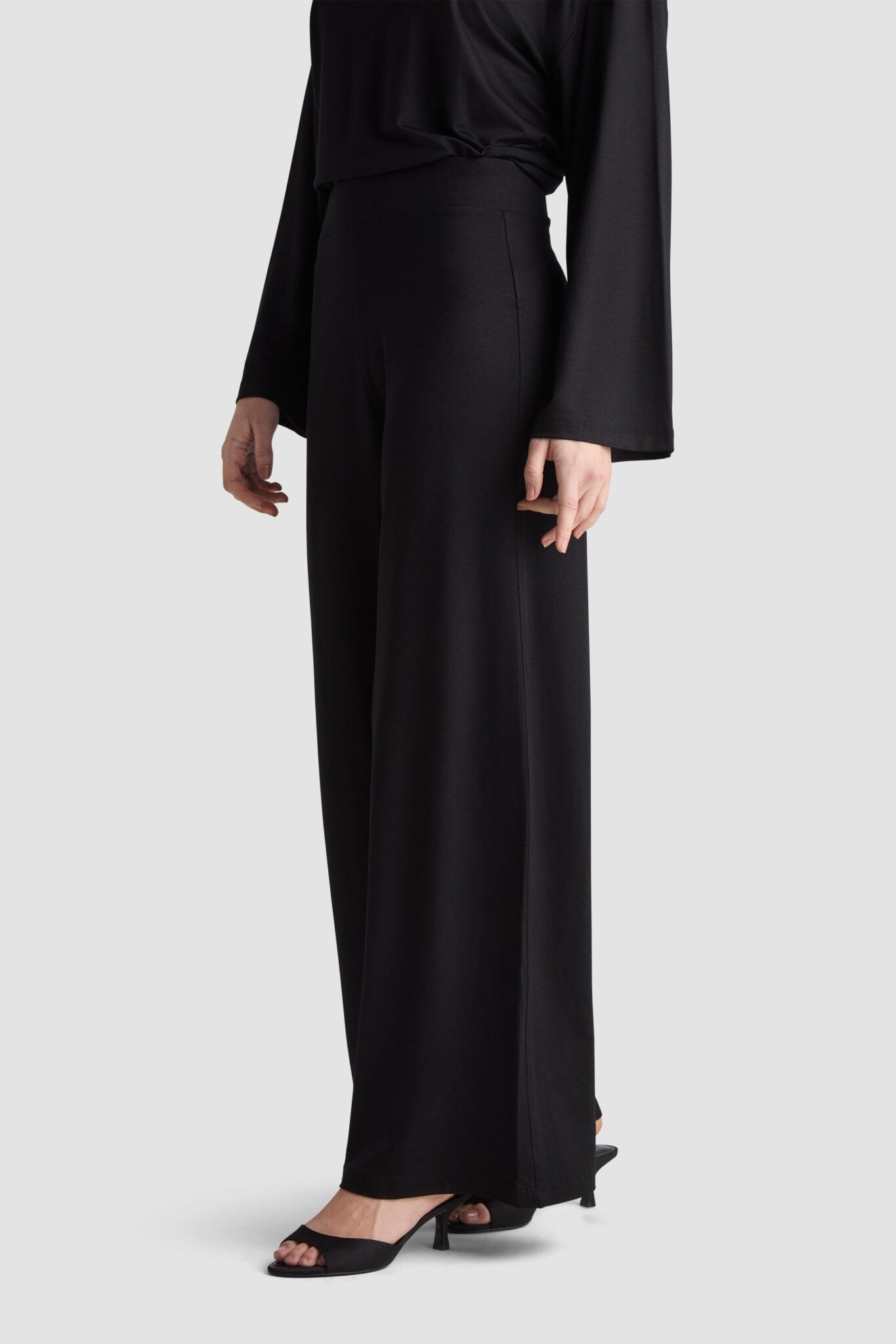 Residus Celeste Pants Black - Mojo Independent Store
