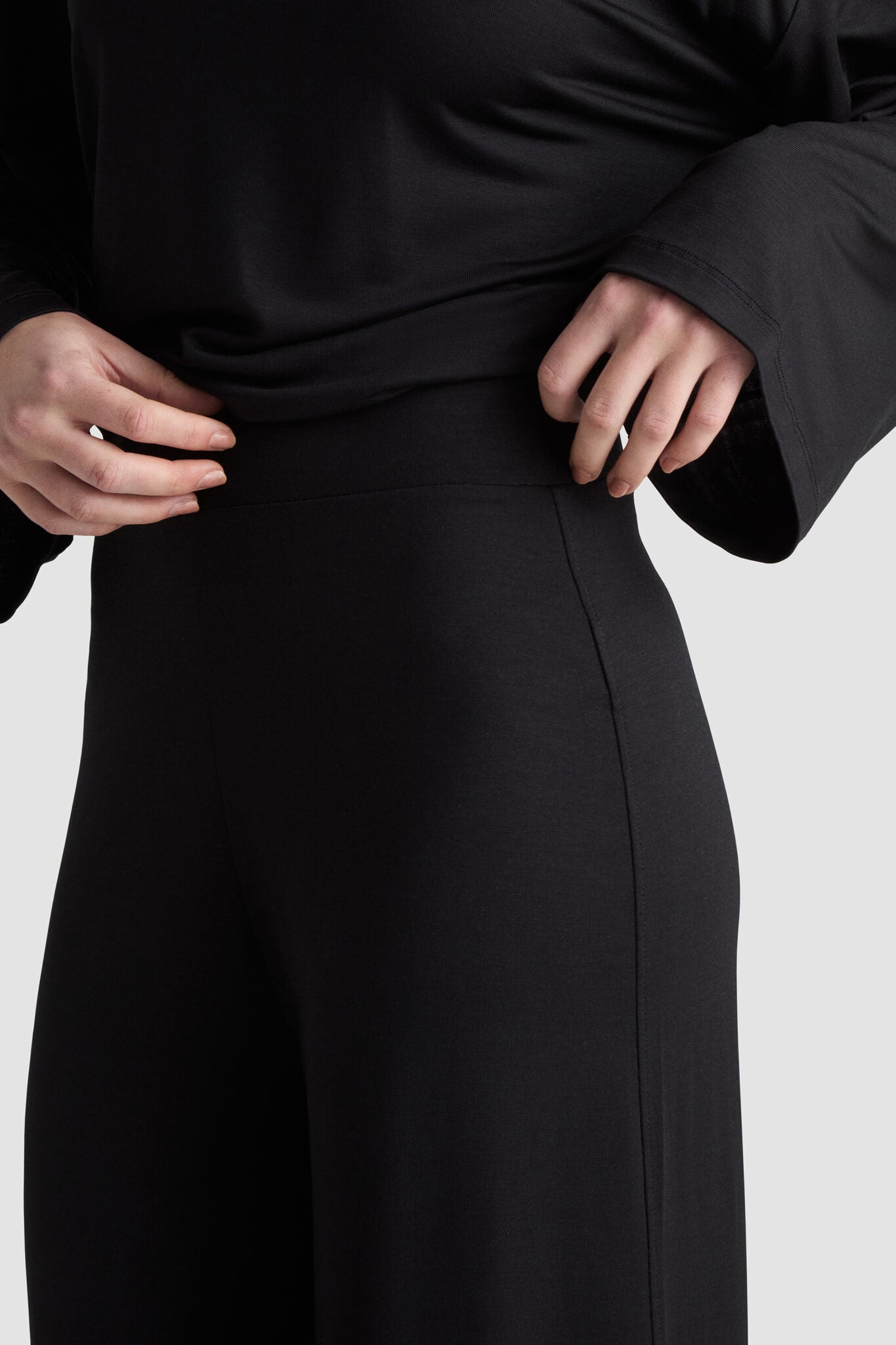 Residus Celeste Pants Black - Mojo Independent Store