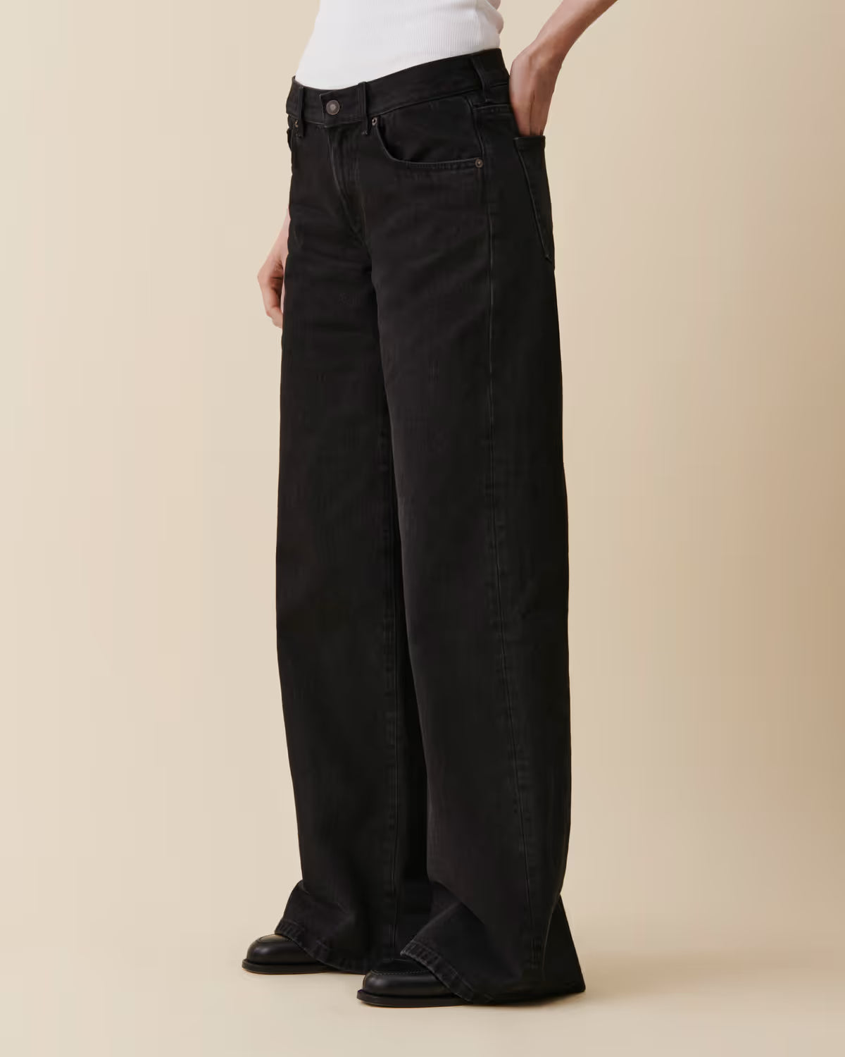 Jeanerica Kyoto Black 2 Weeks - Mojo Independent Store