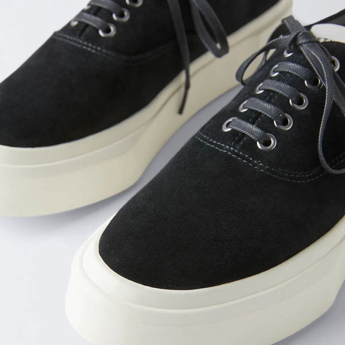 Eytys Mother II Suede Black