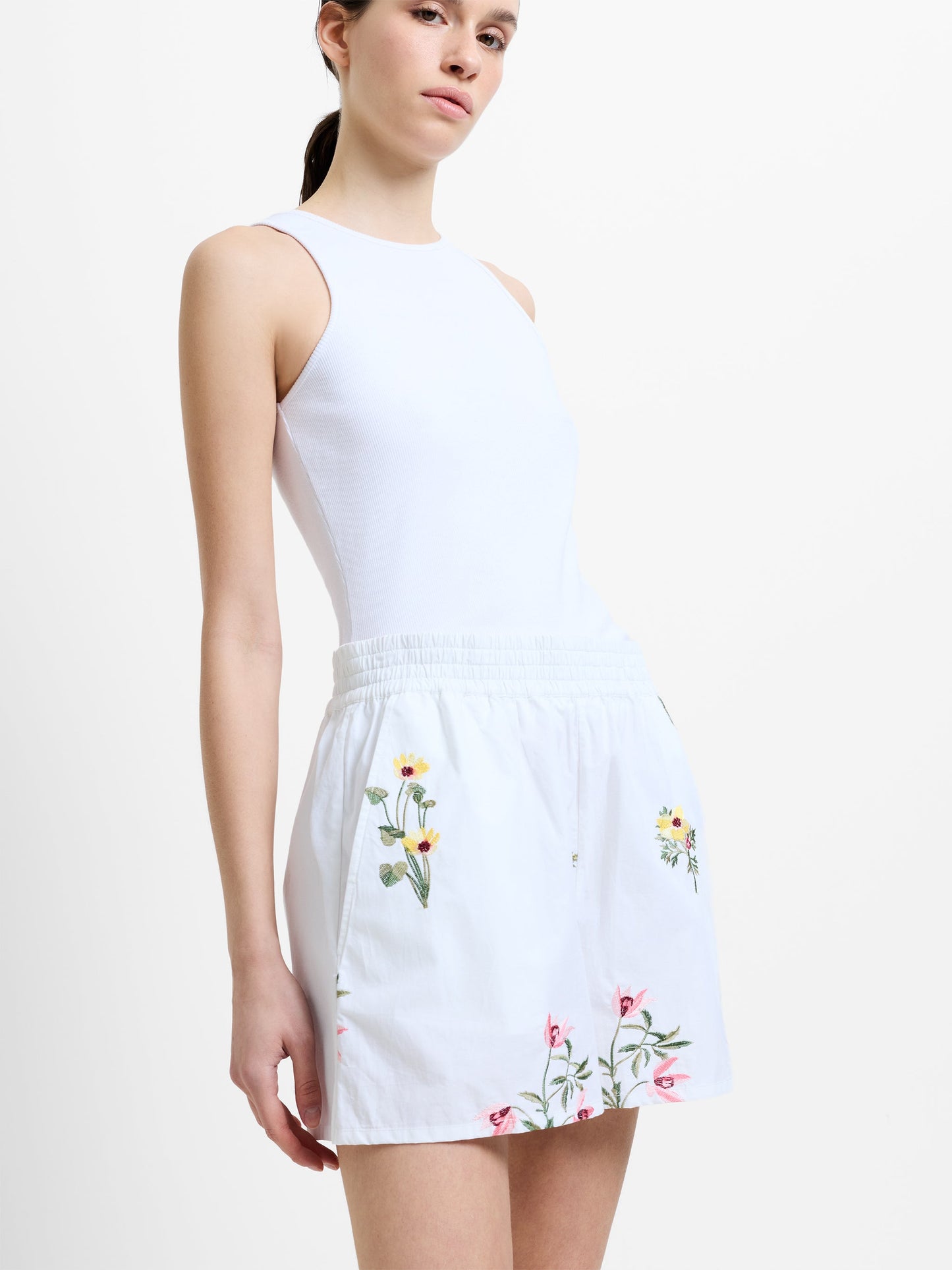 French Connection Alissa Cotton Floral Embroidered Shorts White Linen - Mojo Independent Store