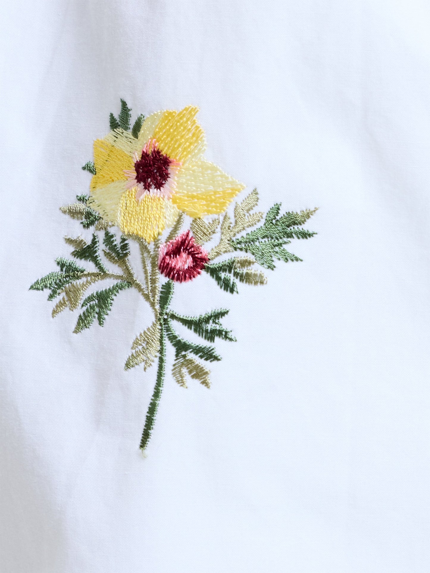 French Connection Alissa Cotton Floral Embroidered Shorts White Linen - Mojo Independent Store
