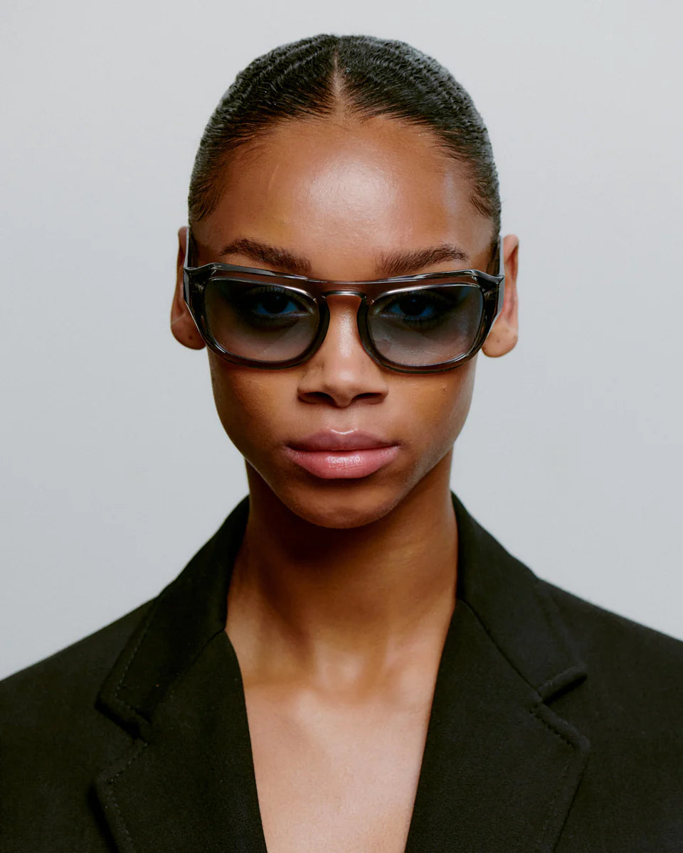 A.Kjaerbede Max Grey Transparent