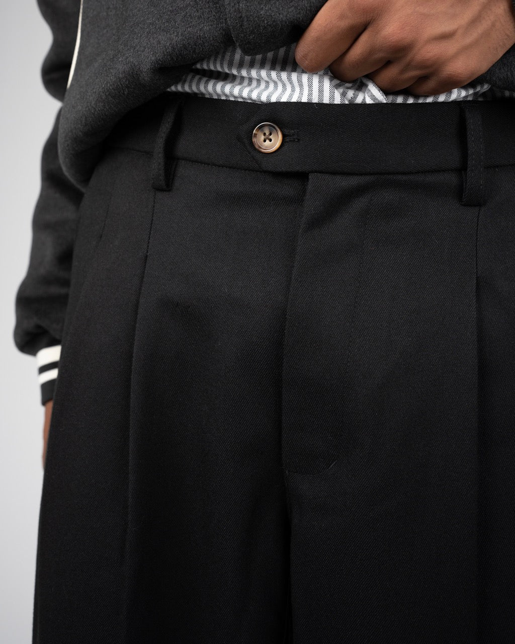 Prohibited Heritage Pleated Pant Black