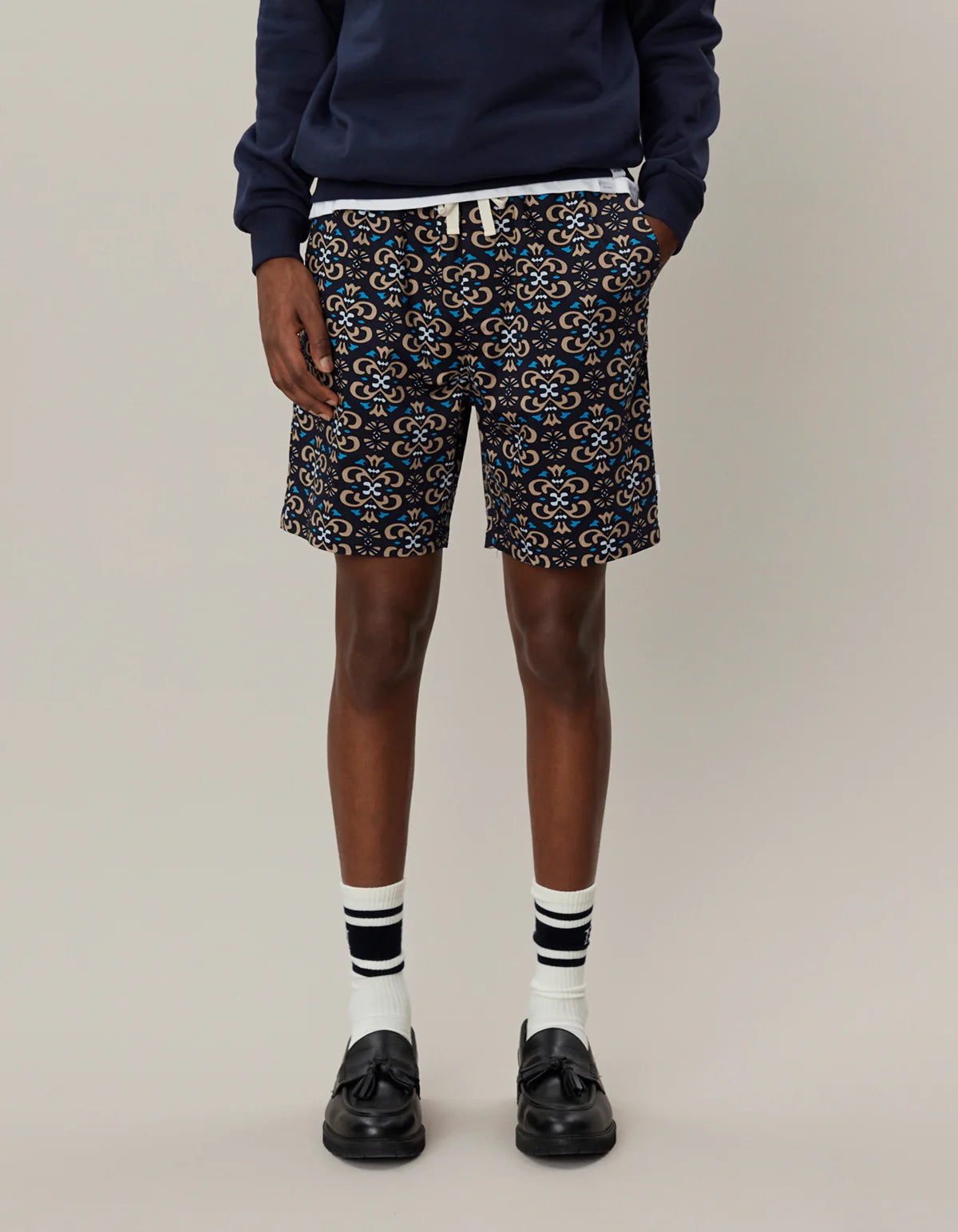 Les Deux Hendrix AOP Shorts Dark Navy/Dark Sand