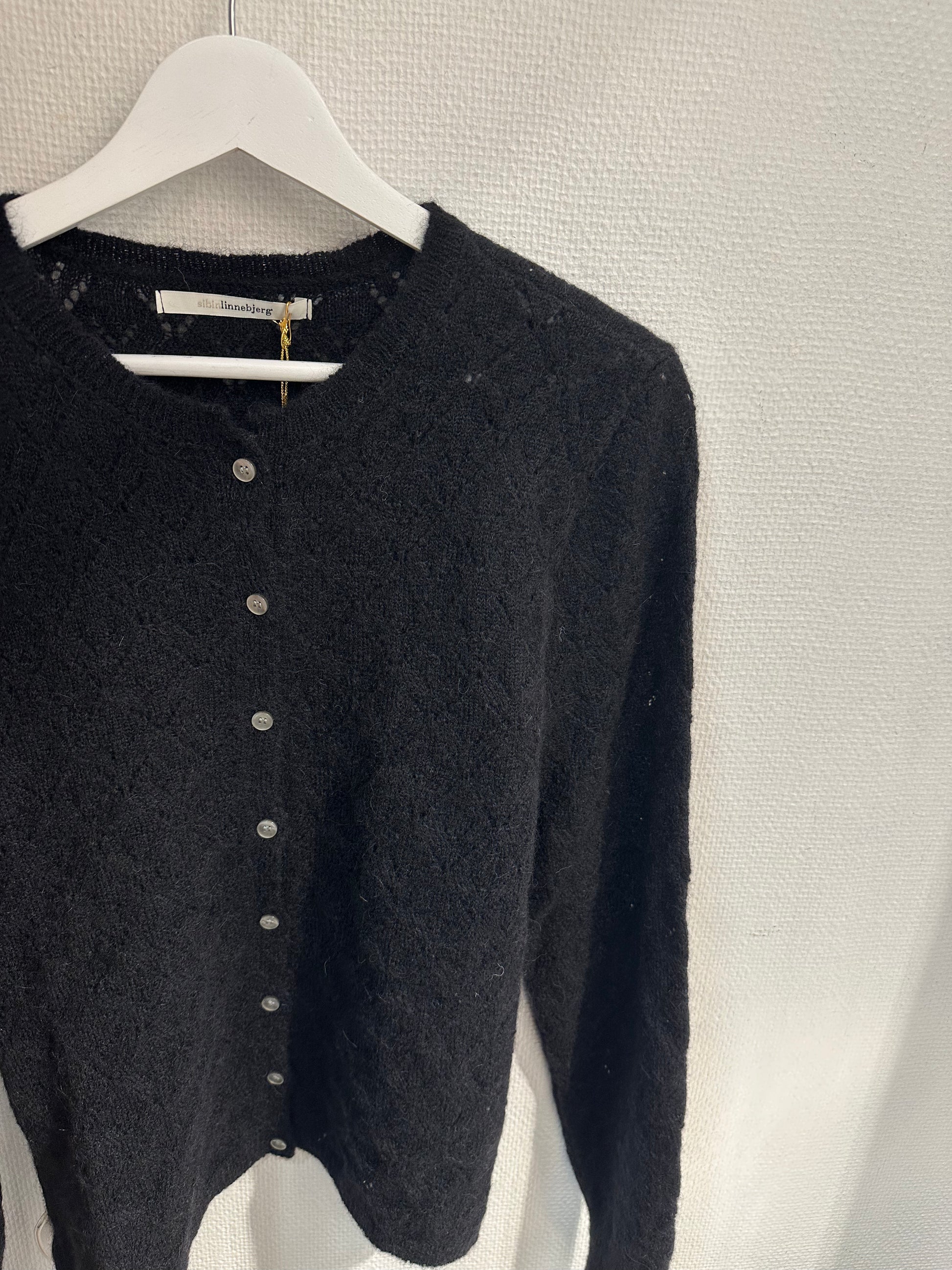 Sibin Linnebjerg Amoux Black - Mojo Independent Store