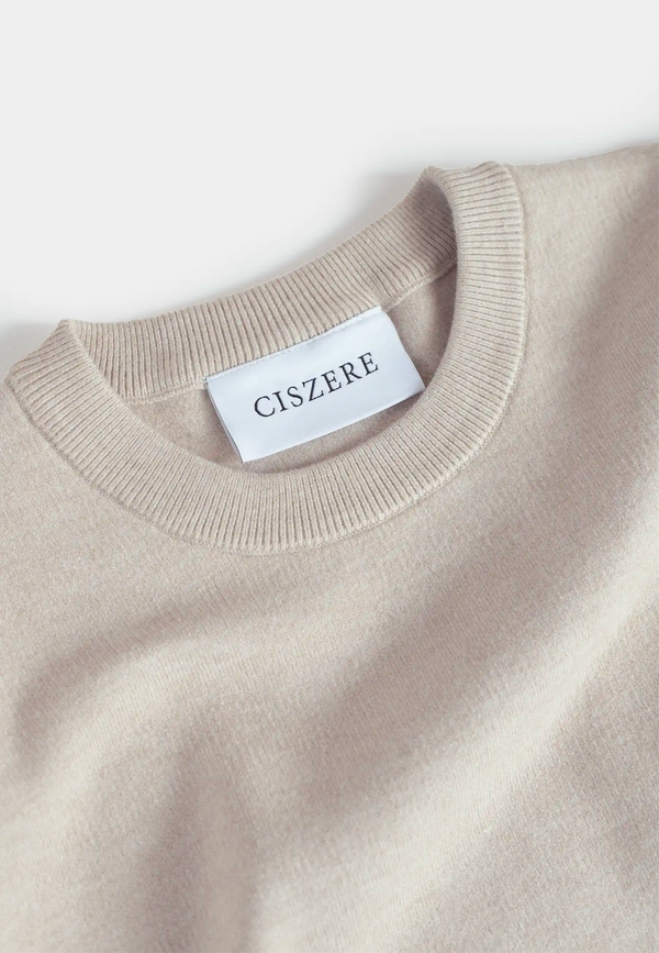 Ciszere Clark Knitted Roundneck Beige