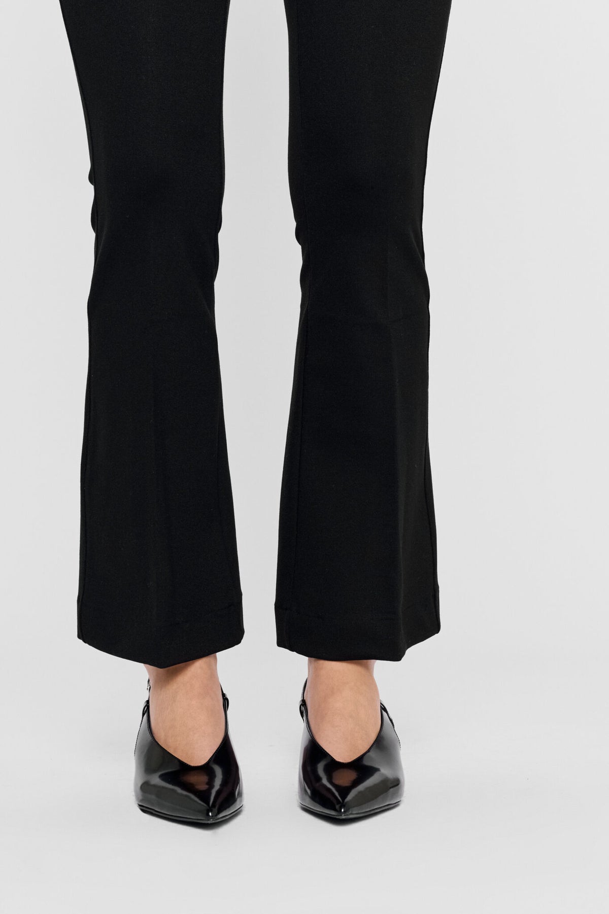 Residus Lana Ecovero Flare Pants Black - Mojo Independent Store