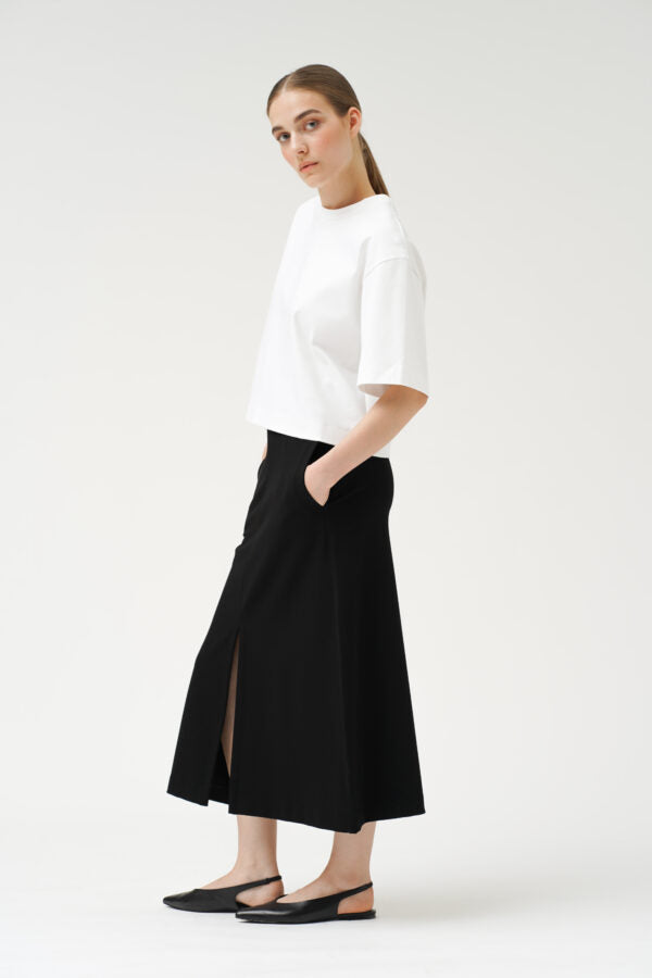 Residus Amine Skirt Black