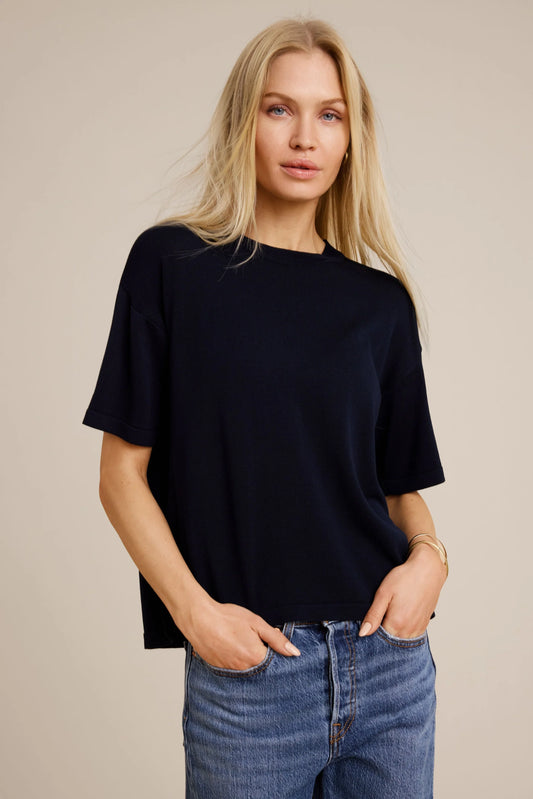 Sibin Linnebjerg June Navy
