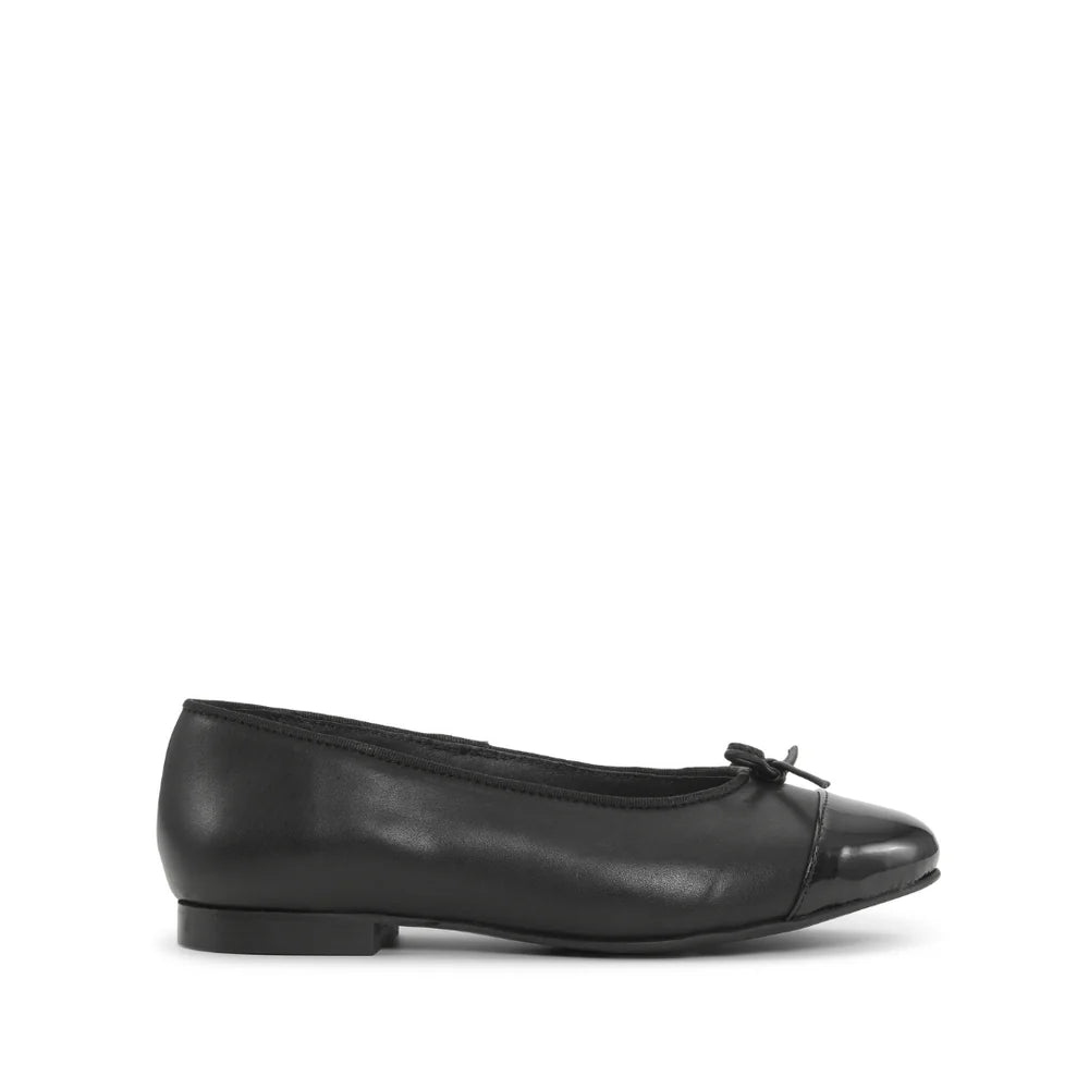 Shoe Biz Copenhagen Stine Black