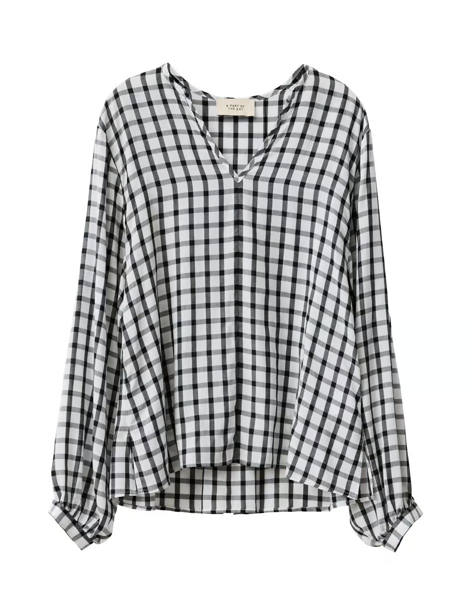 A Part of the Art Horizon Blouse Black and White Check