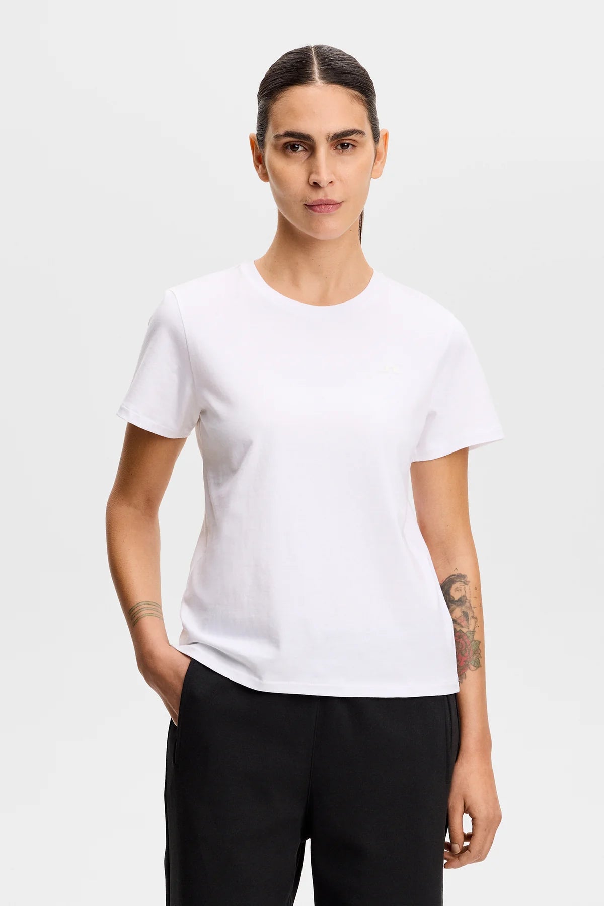 J.Lindeberg Nova T-shirt White - Mojo Independent Store