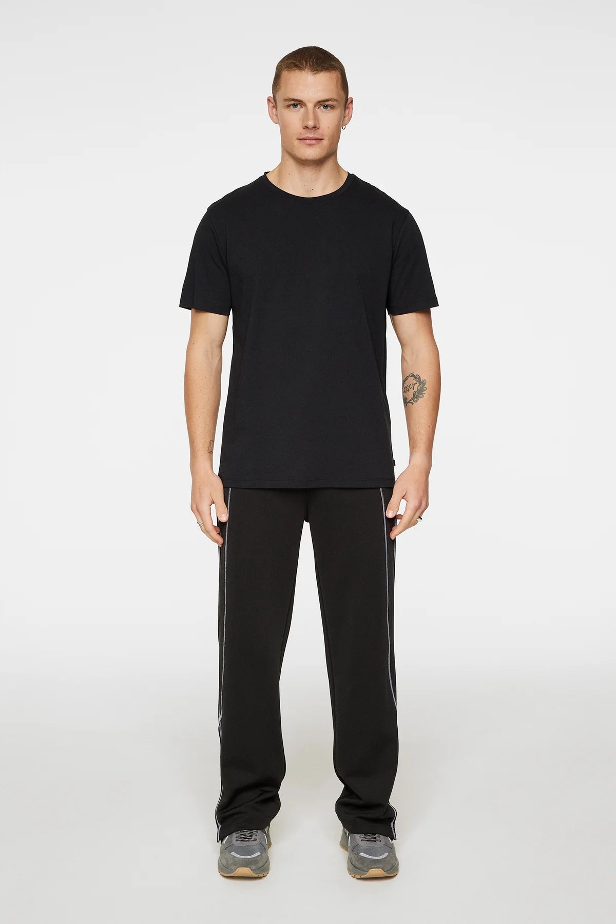 J.Lindeberg Sid Basic T-shirt Black - Mojo Independent Store