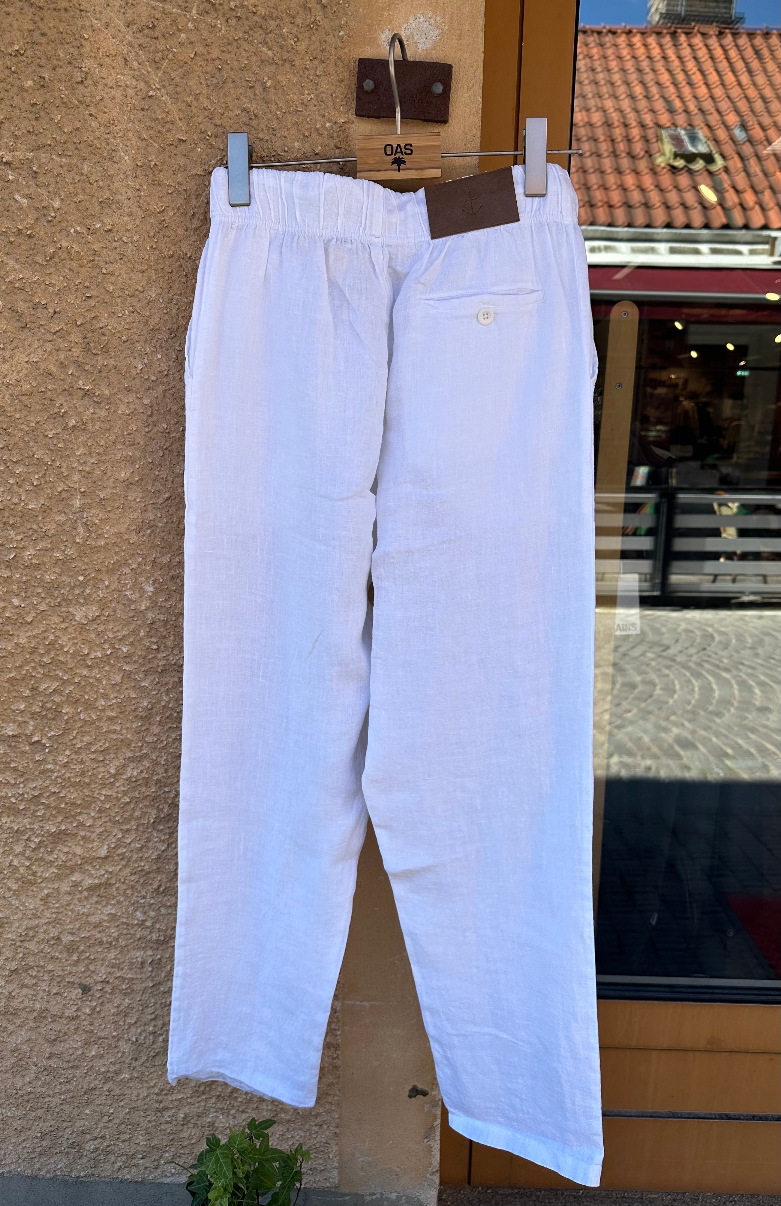 The Blue Uniform Lasse Linen Pant White