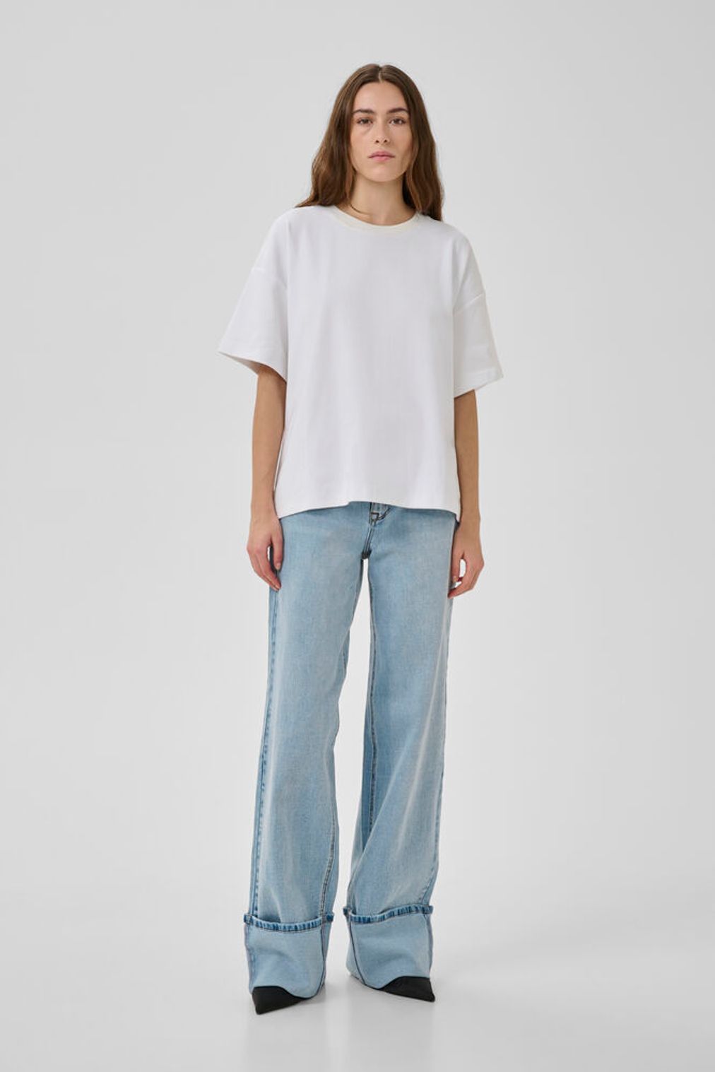 My Essential Wardrobe Apir Boxy Tee White - Mojo Independent Store