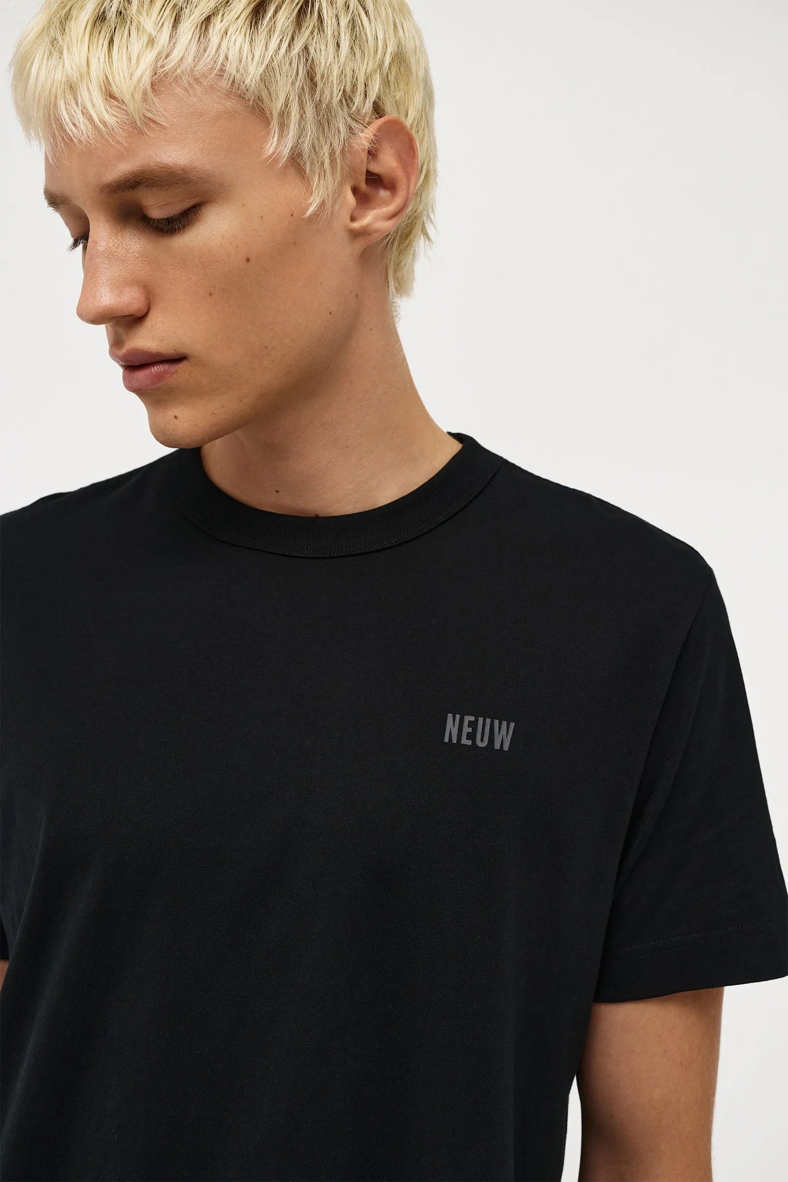 Neuw Wordmark Tee Black - Mojo Independent Store