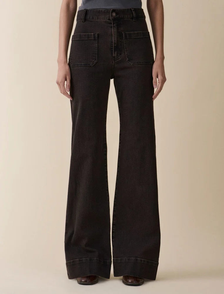 Jeanerica St Monica Brown Overdue - Mojo Independent Store