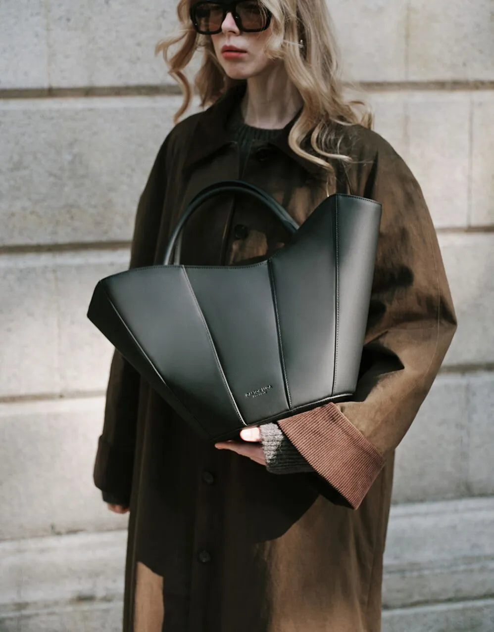 Gaston Luga Josefine Tote Black