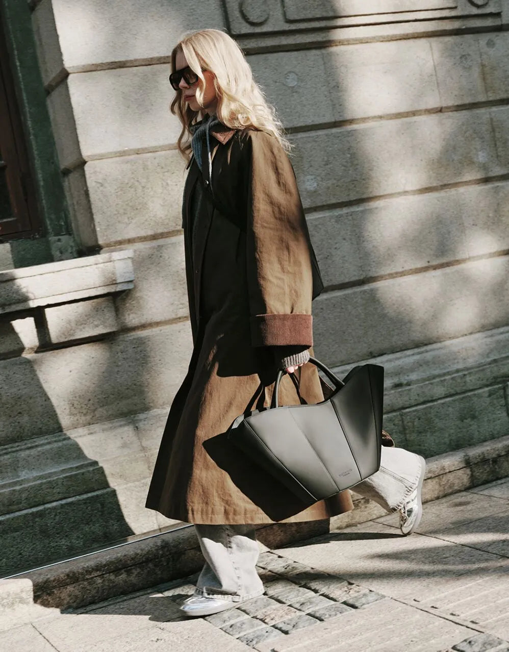 Gaston Luga Josefine Tote Black