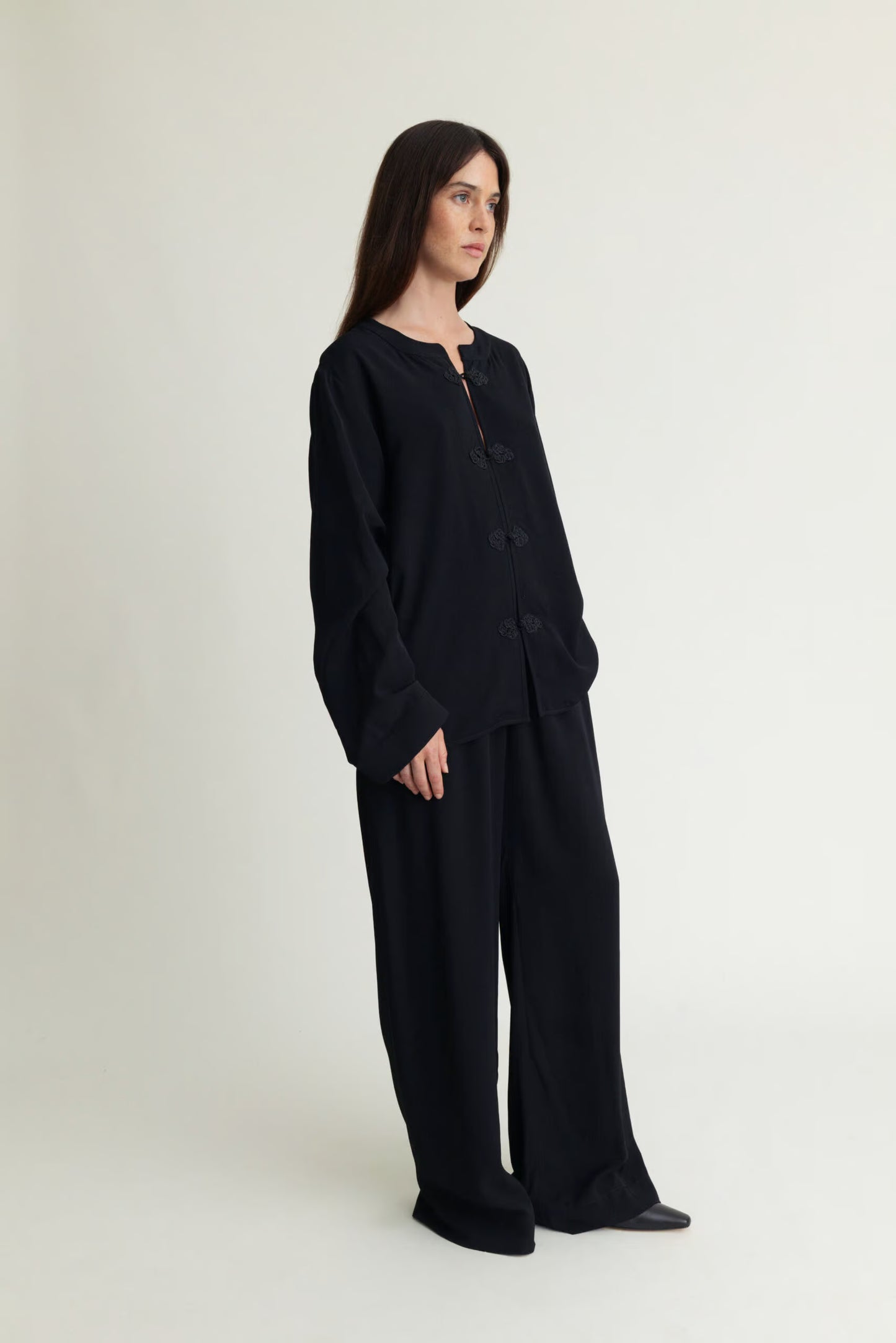 A Part Of The Art Poise Shirt Black
