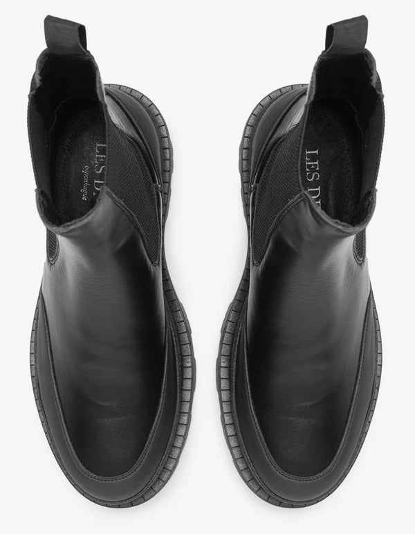 Les Deux Tanner Leather Chealsea Boot Black